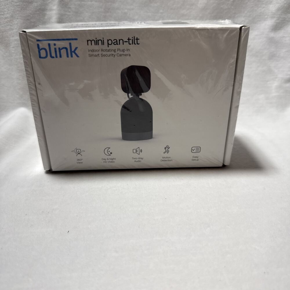 Blink Mini Pan-Tilt Rotating Indoor Plug-in Smart Security Camera Sealed/New